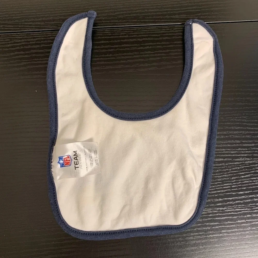 Chicago Bears Football NFL Team Baby Hat and Bib 0-6 Months